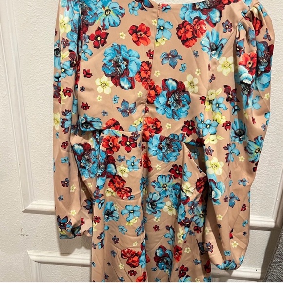 AFRM floral mini dress - Picture 2 of 4